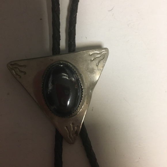 Native American Onyx Bolo Tie-408 $35 or $30 w/offer - Picture 3 of 6